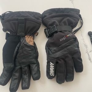 Swany kids winter gloves. Black. XL 11/12.